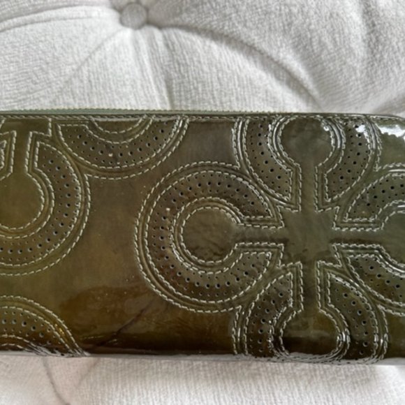 Coach patent leather wallet - Picture 2 of 8